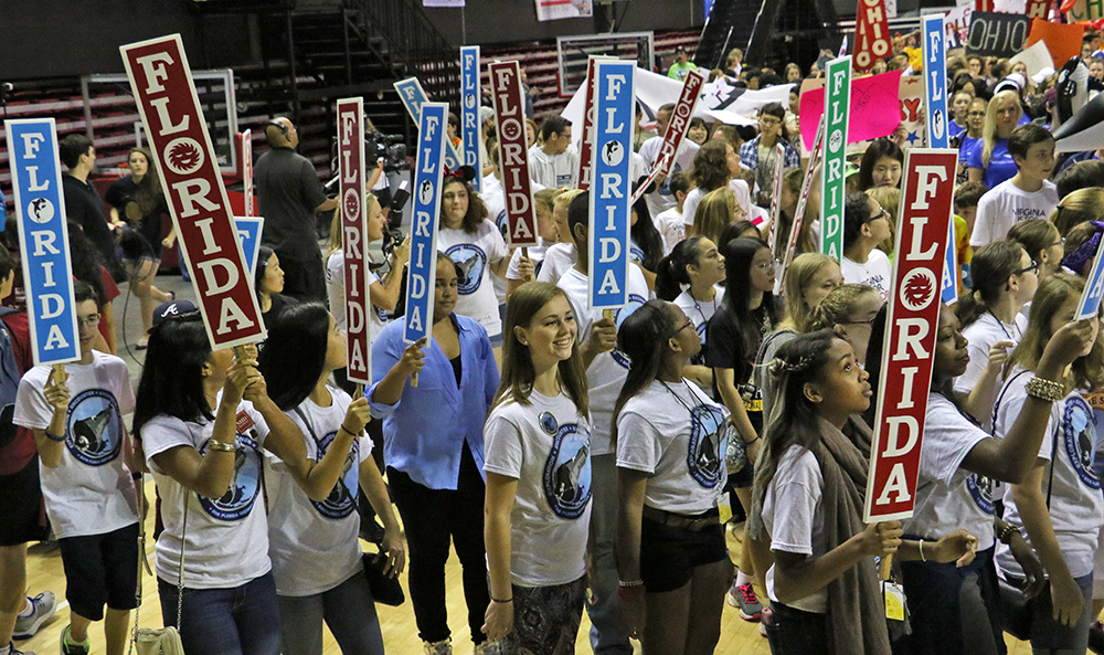 NHD Students in the Parade of Affiliates