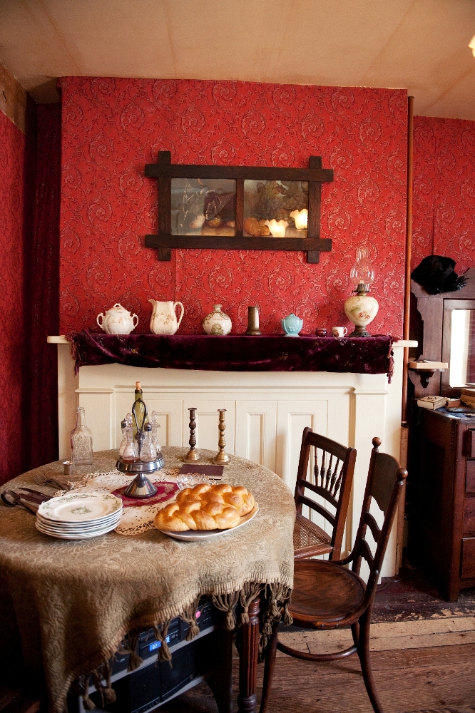The Rogarshevsky Parlor at the Lower East Side Tenement Museum
