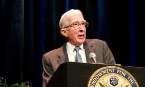 John Updike delivers 2008 Jefferson Lecture in the Humanities
