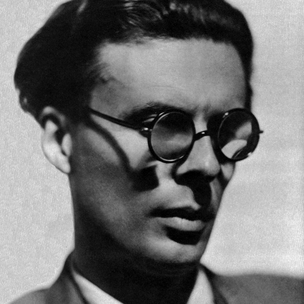 Black and white portrait of Aldous Huxley.