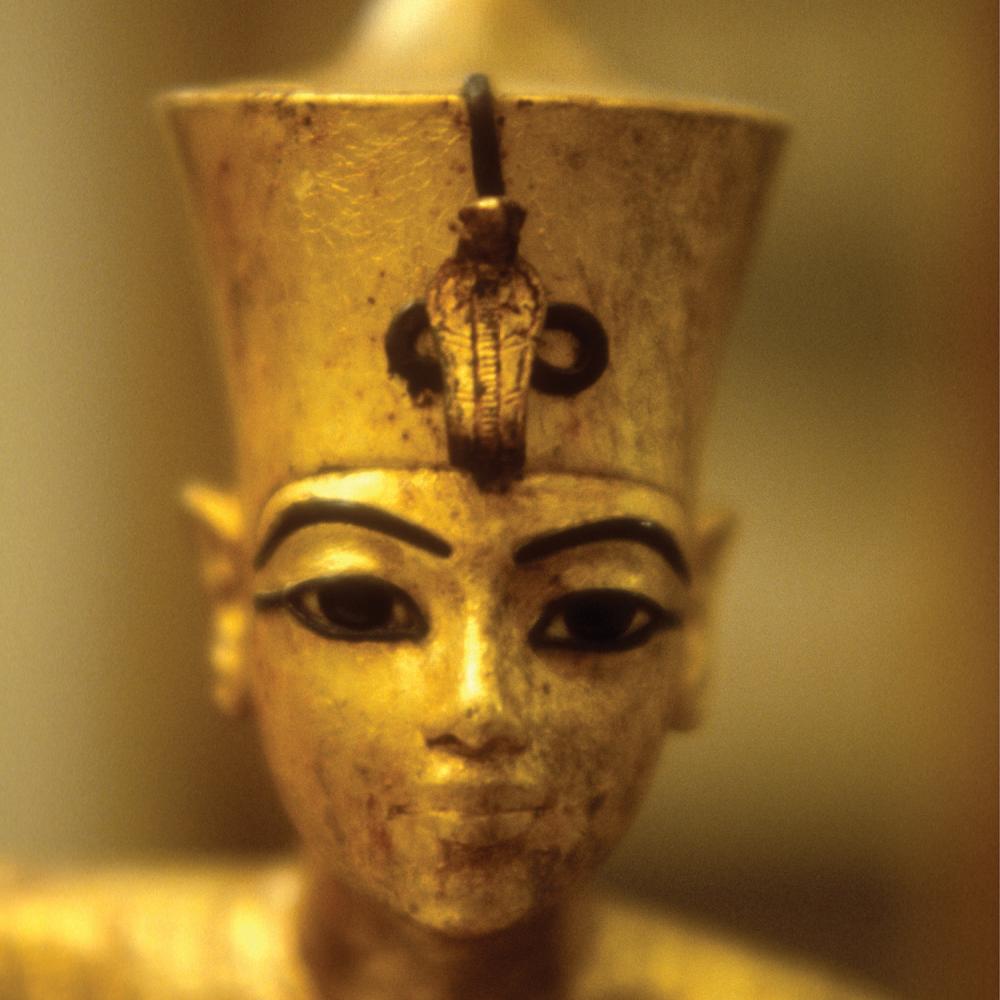 Golden statue of King Tut.