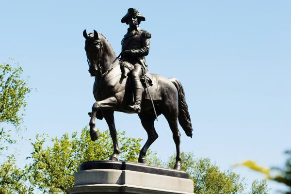 statue of George Washington on horseback 