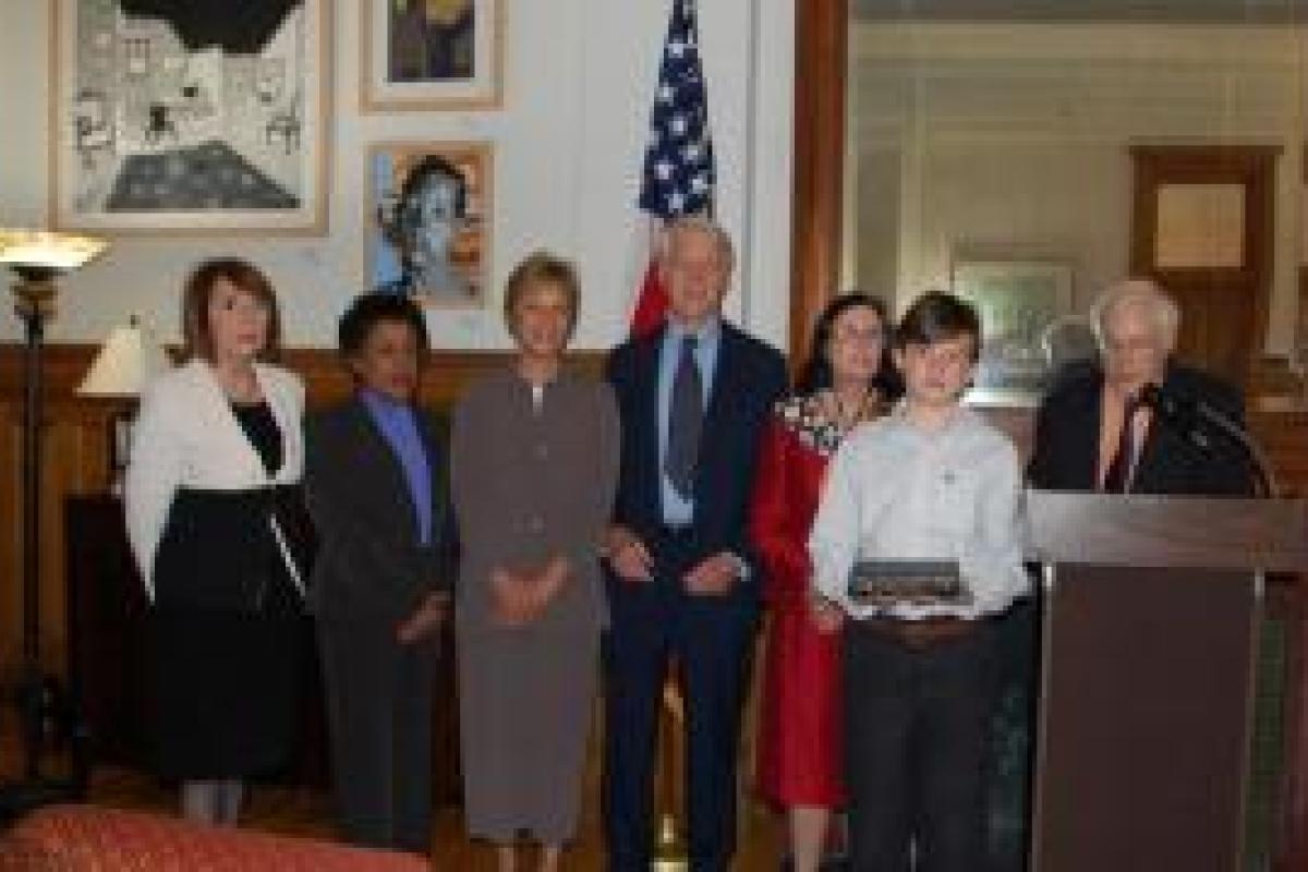 NEH Chairman Leach swears in five new members of the National Humanities Council