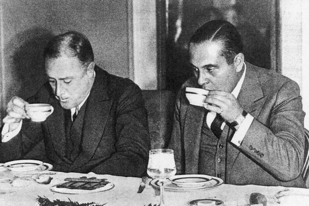 Generoso Pope (right), an Italian-American businessman and newspaper publisher, and future president Franklin D. Roosevelt.