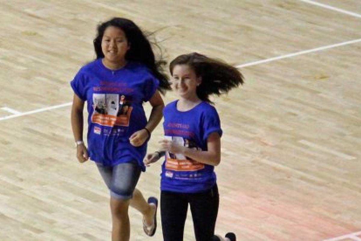 National History Day students race to receive their award