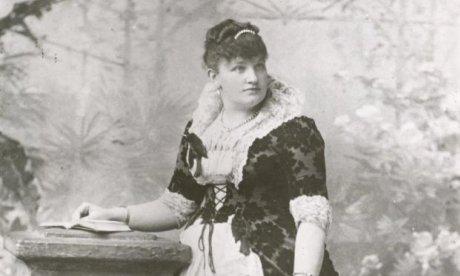 A portrait photograph of Mary Stillwell Edison