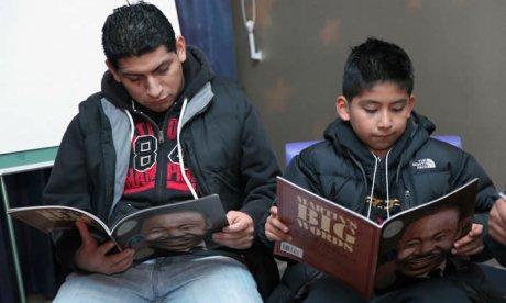 Unidos: Charlas de libros para niños y padres, program participants.