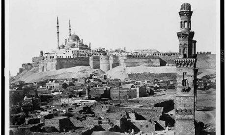 black and white photo of Cairo