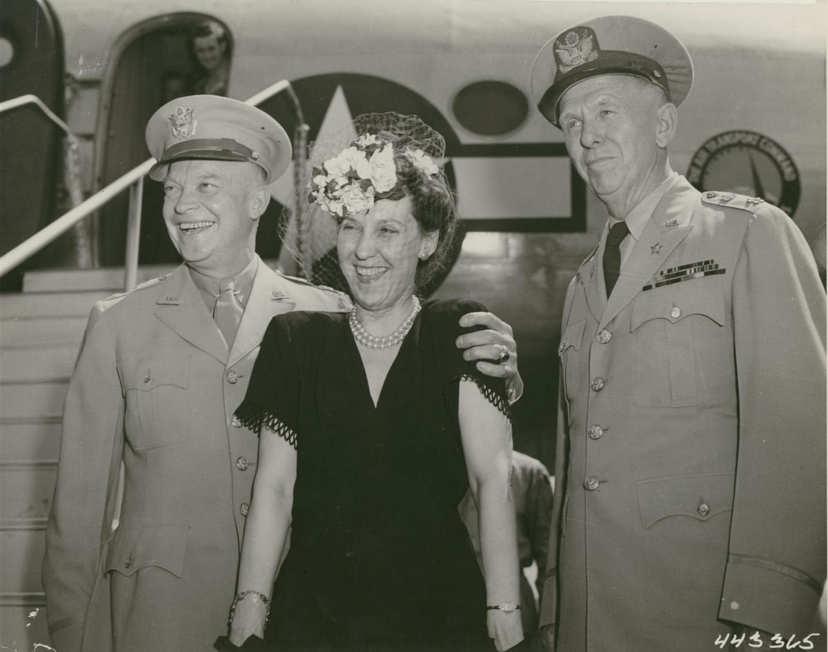 Dwight Eisenhower, Mamie Eisenhower, George Marshall 