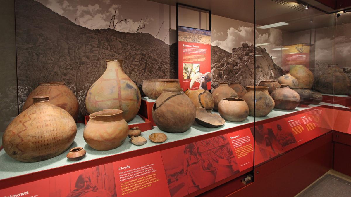 Ceramic vessels on display. Photograph courtesy of the Imperial Valley Desert Museum. 