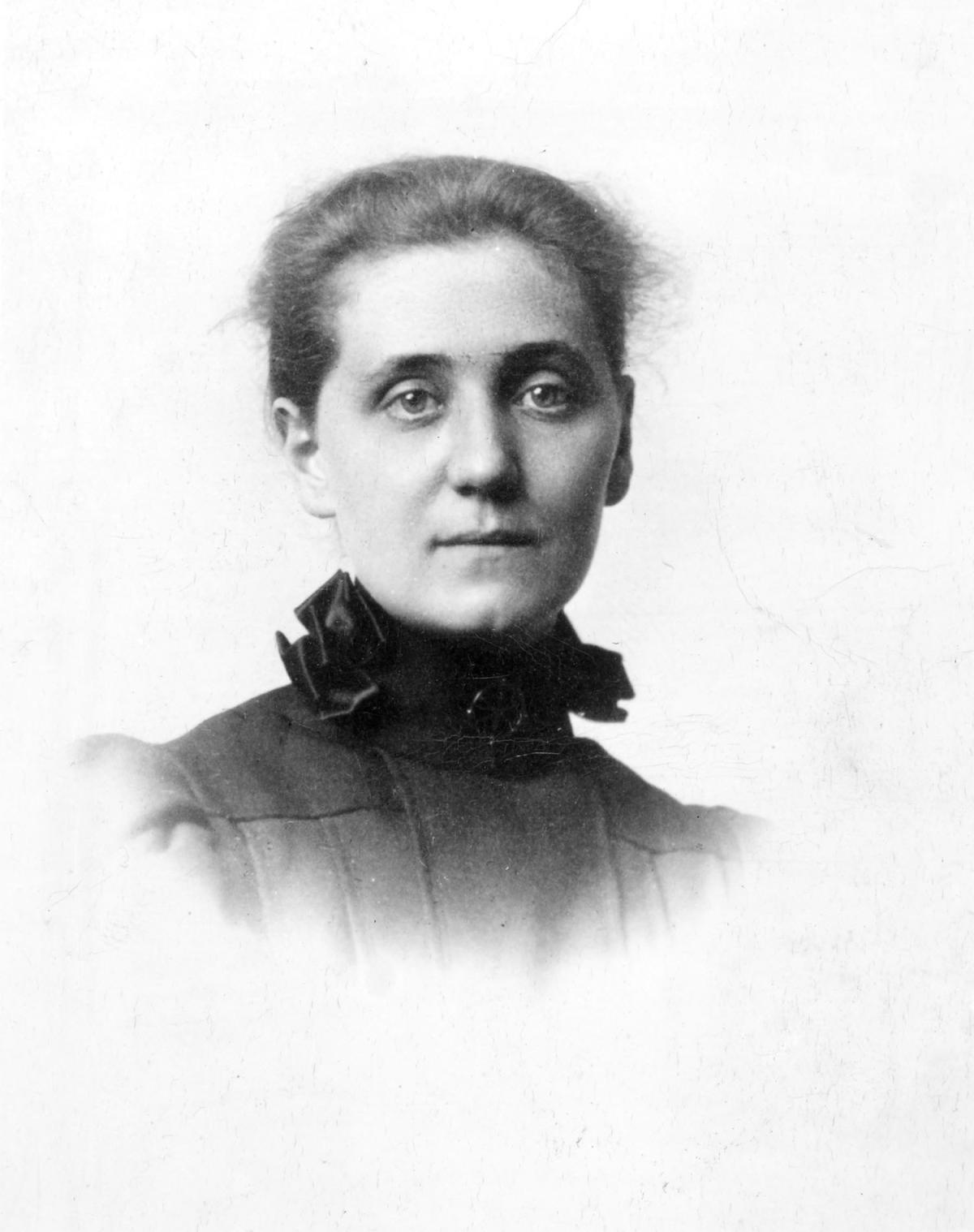 Jane Addams in the1890s.