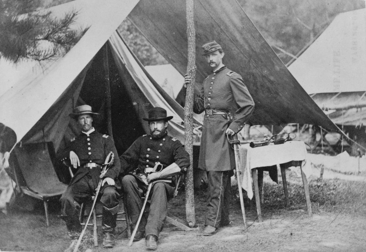Photograph of Albert J. Myer with two fellow soldiers. 