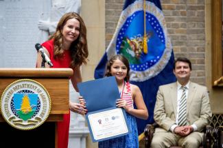 student receiving award