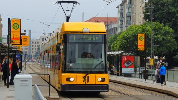 A yellow tram in Dresden