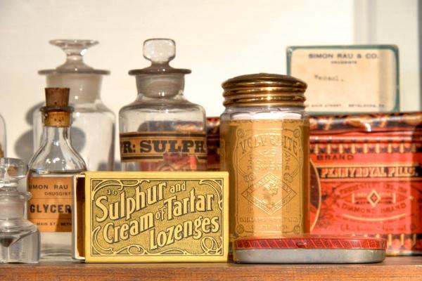 Medicines at 1752 Apothecary