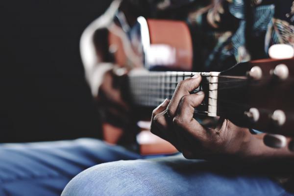 Mississippi Blues guitar player.