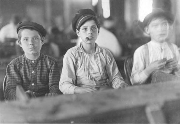 Lewis Hine photograph of boys in Florida cigar factory