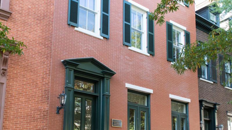 Photography of facade of White House Historical Association building