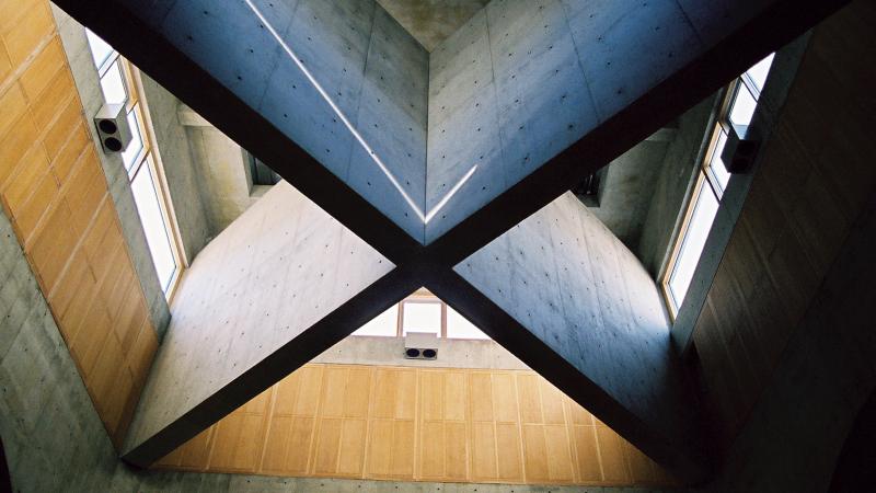 Stylish crossbeams that make an "X" across a ceiling.