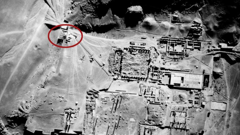 Aerial view of Persepolis during excavations, 1935, indicating the findspot of the Persepolis Fortification Archive