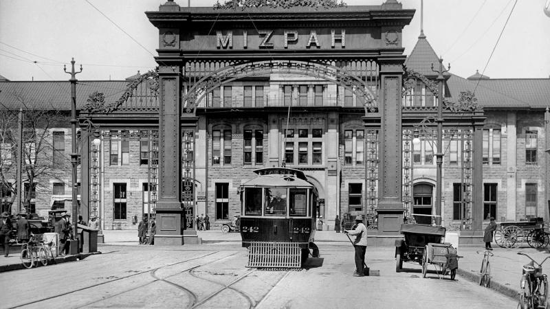 Black and white photo of Denver's Union Station.