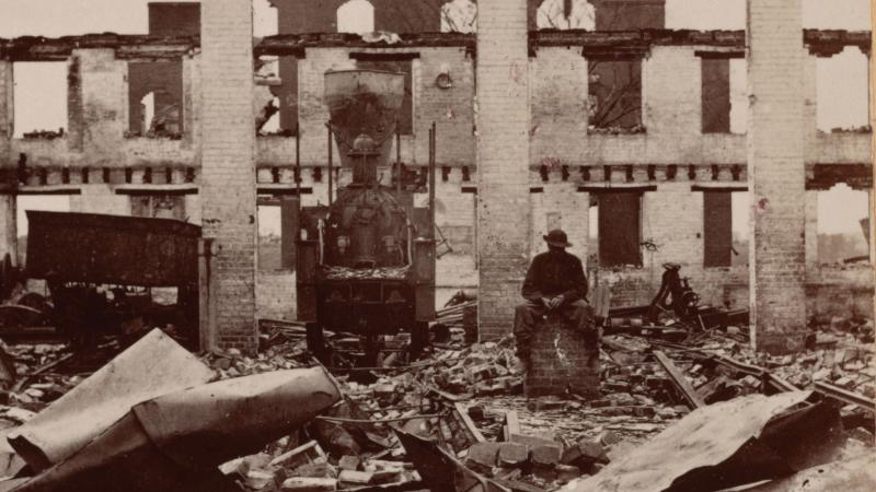 Sepia-colored photo of the ruins of Richmond, Virginia, during the Civil War.