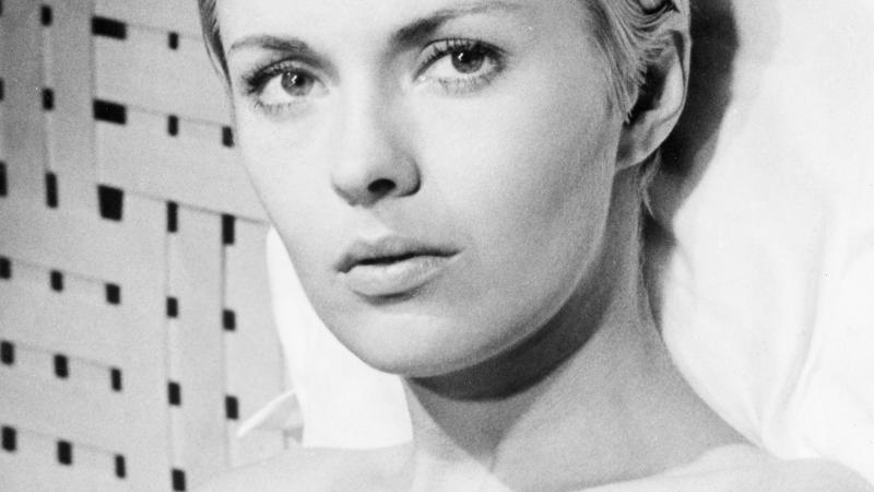 Black and white photo portrait of Jean Seberg.
