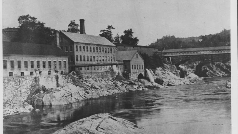 Image from the Rockingham Free Public Library's Cataloged Photograph Collection