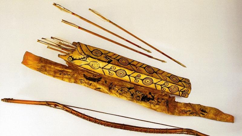 Quiver, bowcase, bow, and arrows; probably Yup'ik, 1860-1880; NMAI