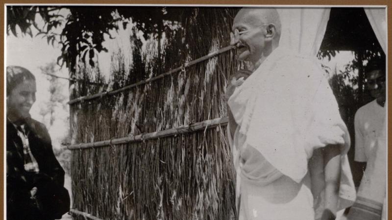 Mohandas Gandhi and Sue Bailey Thurman, India, 1936.