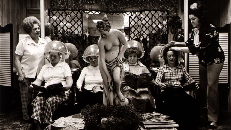 black and white photo of Baltimore hair salon in the 1970s.